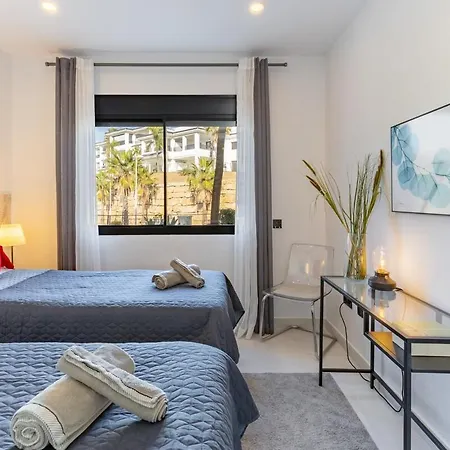 Appartamento Luxury 3 Bed Ground Floor With Sea View