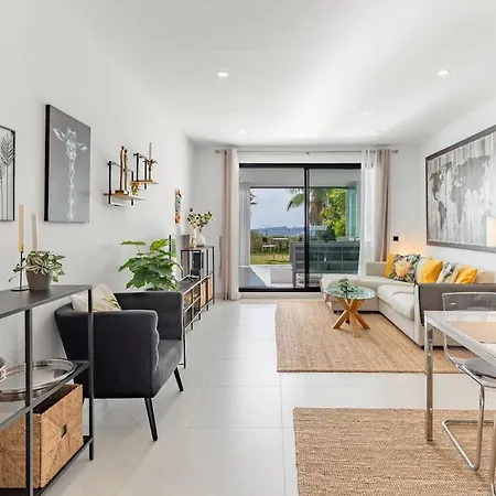 Appartamento Luxury 3 Bed Ground Floor With Sea View *