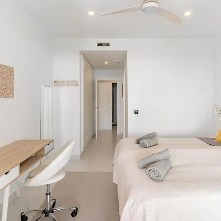 Luxury 3 Bed Ground Floor With Sea View Appartamento